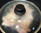 Foto del paso 2 de la receta: Pollo con salsa de soja y azúcar