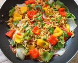 A picture of step 5 of Creamy, veggies Maggie 😋.