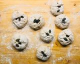 Teljes kiőrlésű tönköly zsemle fél óra alatt recept fázis 3 fotója