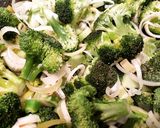 Foto del passaggio 3 della ricetta Tortino di broccoli e ricotta