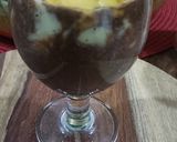 A picture of step 4 of Mango,Choco & Chia Seeds Smoothie (5 minutes Kid's healthy breakfast).