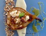 Foto del passaggio 3 della ricetta PERE AL FORNO CON FORMAGGIO, MIELE E NOCI PECAN