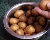 कश्मीरी दम आलू (Kashmiri Dum aloo recipe in hindi) रेसिपी चरण 1 फोटो