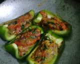 A picture of step 6 of Winter stuffed capsicum.