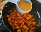 A picture of step 7 of Orangy Pumpkin.