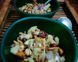 মুগডাল চটপটা চাট (moongdal chaat recipe in Bengali) রেসিপি ধাপ - 3 ছবি