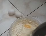 A picture of step 4 of Victoria Sponge Cake.
