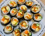 A picture of step 3 of Pork Floss Sushi Rolls.