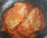 Foto del paso 7 de la receta: Merluza en salsa de pimientos con gambas y espinacas