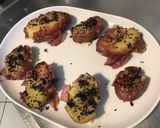 Une image de l'étape 9 de Pommes de terre fracassées aux graines de nigelle et ail (à la plancha).