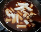 Foto langkah ke 6 dari resep Toppoki Homemade | Tanpa Gochujang.