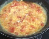 A picture of step 3 of Cheese, egg and tomato.
