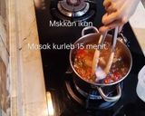 Foto langkah ke 2 dari resep Sop Ikan Bandeng Asem Pedas.