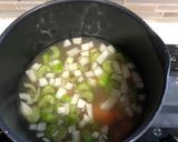A picture of step 1 of Seafood chowder.