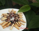 Foto langkah ke 4 dari resep Biskuit Kembang Api - Kue lebaran praktis.