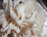 Foto langkah ke 1 dari resep Jamur krispi hot.