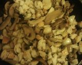 Foto del paso 2 de la receta: Pata de cordero a la provenzal con fideos con hongos