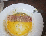 Foto del paso 3 de la receta: Flamenquines con papas fritas y ensalada