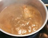 Foto del paso 4 de la receta: Calamar relleno de sus tentáculos, aletas y Cigala