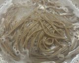 Hình bước làm 1 của món Mì Soba Xào Nấm Chay
