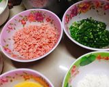 Hình bước làm 1 của món Bánh bông lan mặn