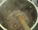 A picture of step 2 of Spanish (vegan) lentils.