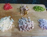 A picture of step 2 of Chicken fajita bread.