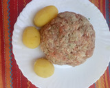 Foto del paso 1 de la receta: Albóndigas de carne picada con patata y pimientos fritos