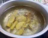 Foto langkah ke 1 dari resep Easy Potato Wedges.