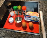 Foto del paso 1 de la receta: Huevos poché con salmón y judías
