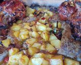 Foto del paso 2 de la receta: Codillo al horno con patato asado y verduras. Delicious