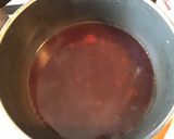 Une image de l'étape 2 de Bouillon rose anti gaspi à la betterave rouge,oignon et basilic pourpre.