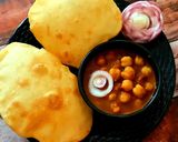 A picture of step 4 of Punjabi Chole Bhature.