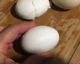 Foto del paso 2 de la receta Pascuas: Huevos marmolados con crema de roquefort