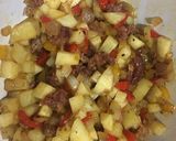 Foto del paso 3 de la receta: Tortilla de papa con ensalada (con lo que había 😋)