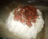 Strawberry Pavlova recipe step 5 photo