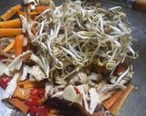 Foto langkah ke 3 dari resep 40. Orak-arik Telur Sayur Ayam.