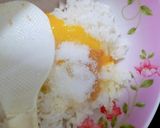 Hình bước làm 3 của món Cơm rang trứng
