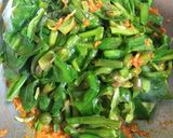 Foto langkah ke 5 dari resep Tumis Genjer Teri.