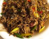 Foto langkah ke 5 dari resep Tongkol Suwir Bombardir.