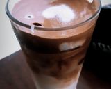 Foto langkah ke 4 dari resep Dalgona Coffee.