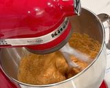 A picture of step 6 of Japanese Pumpkin Cake.