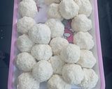 Foto langkah ke 5 dari resep Bola Sawut Singkong (isi coklat).