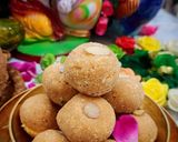 नारियल मावा लड्डू(nariyal mawa laddu recipe in hindi) रेसिपी चरण 4 फोटो