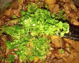 A picture of step 3 of White chicken biryani.