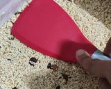 A picture of step 3 of Rajgira granola bar.