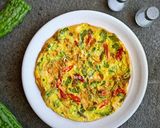Foto langkah ke 8 dari resep Telur Dadar Pare Khas Pontianak.