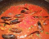 Foto del passaggio 3 della ricetta Spaghetti al pomodoro con cozze ripiene