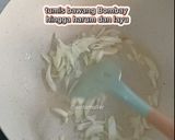 Foto langkah ke 2 dari resep Orak-arik Sosis telur.