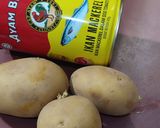 Gambar langkah 1 resipi Sambal Ikan Mackerel Tin.